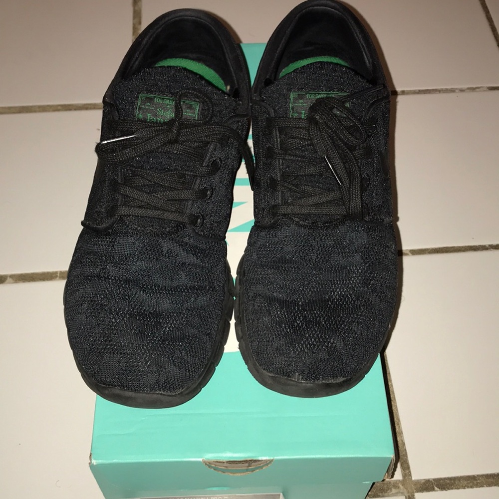 SALE‼️ Stefan Janoski Air Max